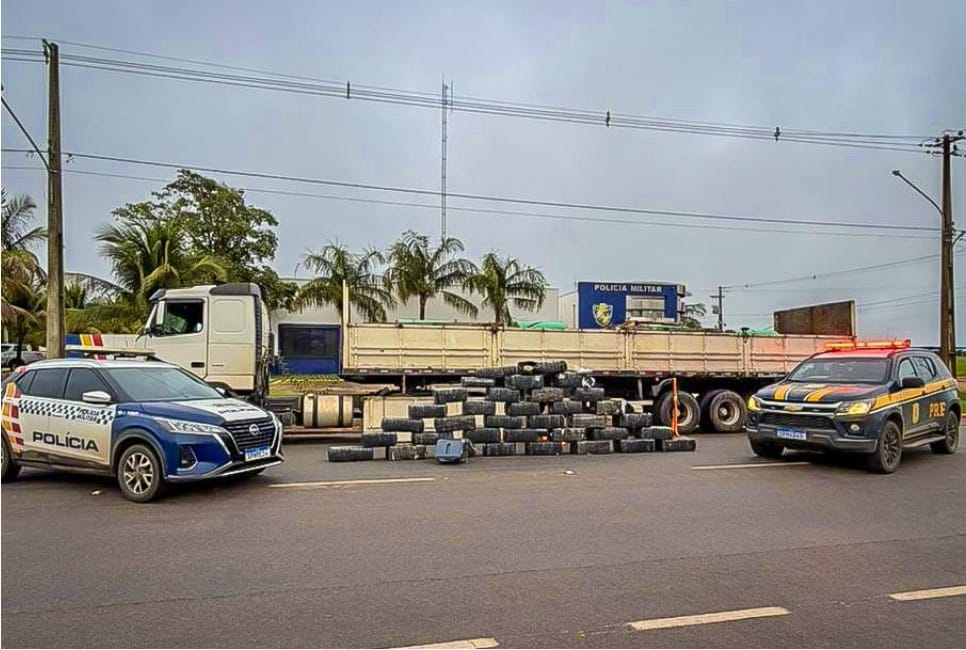 Polícia Militar de MT e PRF realizam grande apreensão de drogas e prendem motorista em Nova Mutum (MT)