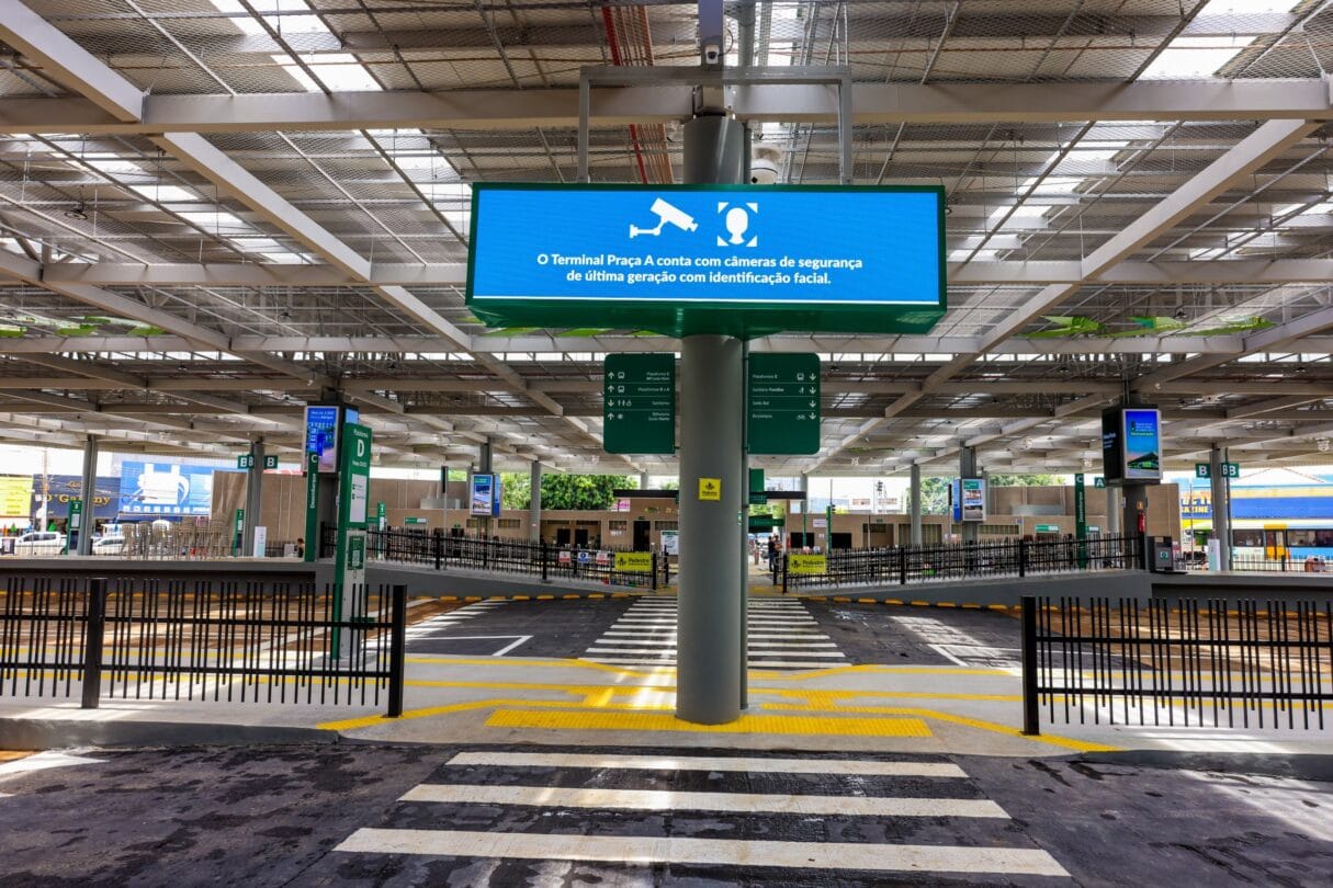 Terminal Praça A é reformado e triplica de tamanho