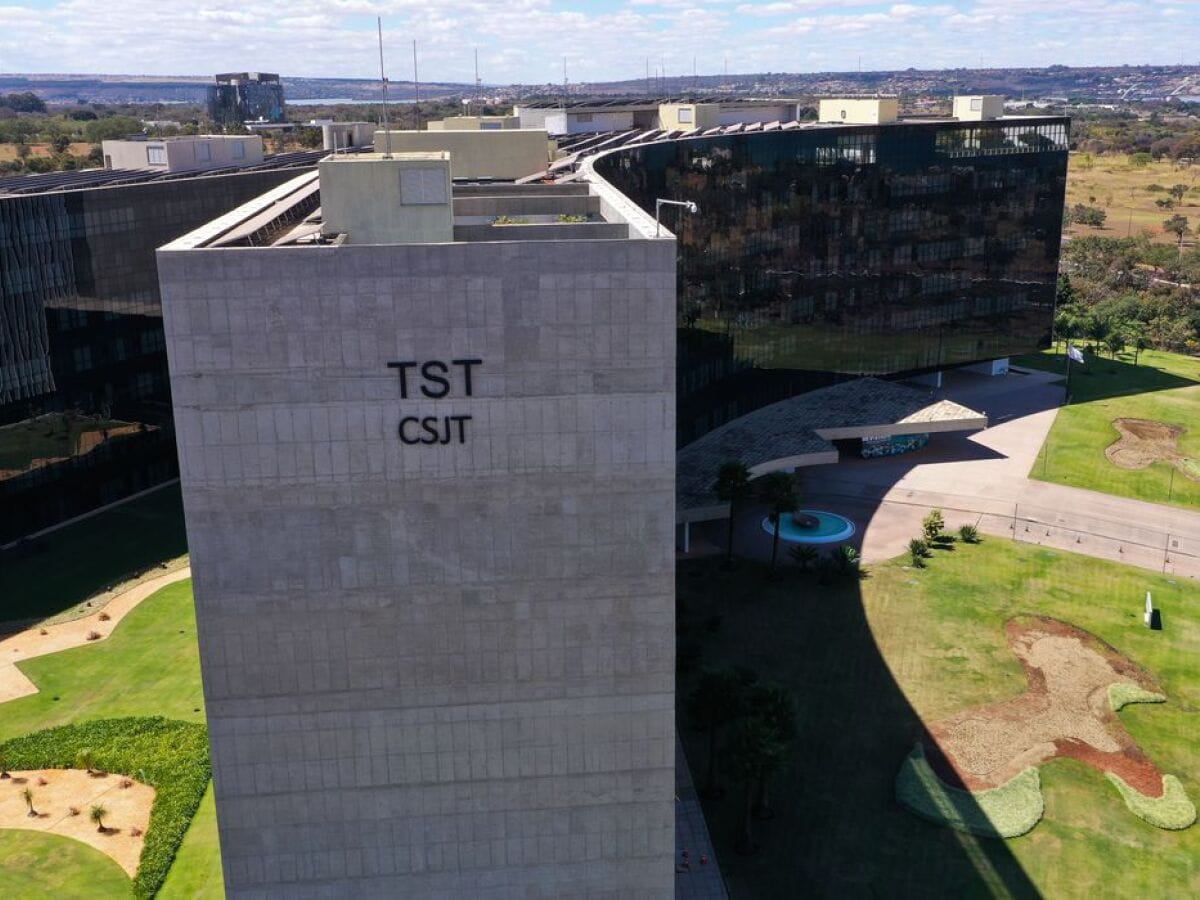 TST suspende pagamento de precatórios dos Correios por 90 dias e autoriza parcelamento de dívidas trabalhistas