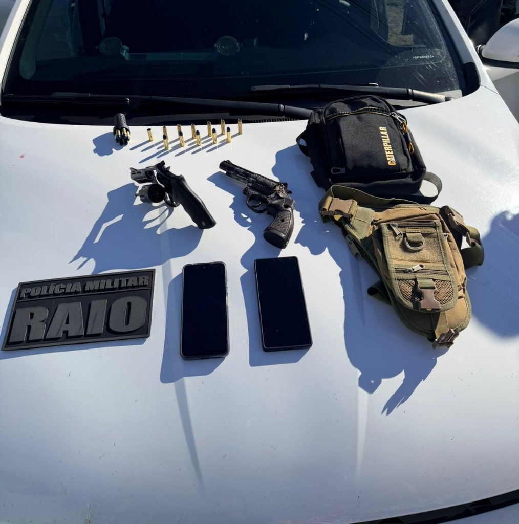 Polícia Militar prende dupla por porte ilegal de arma de fogo em Cuiabá-MT