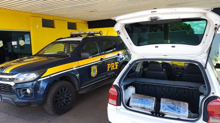 PRF apreende 85 kg de maconha em Nova Andradina-MS