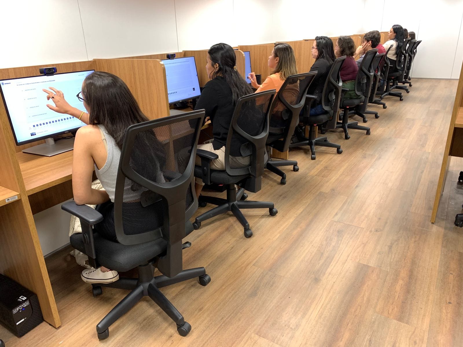 Curso de revisão para prova teórica da CNH está com inscrições abertas