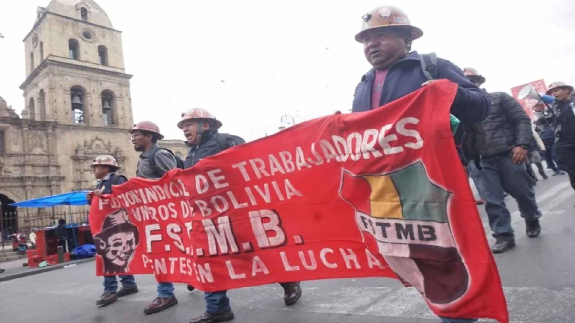 Bolívia: protestos desafiam governo após aumento de combustíveis