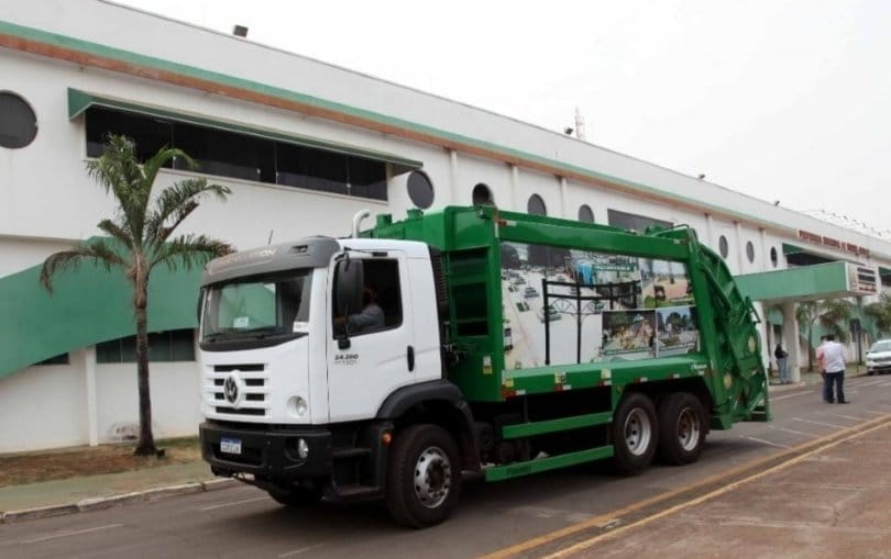 Nova empresa inicia operação de coleta de lixo em Várzea Grande-MT