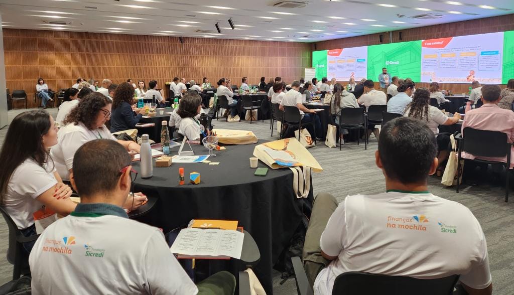 Seduc MT e Sicredi realizam Formação Presencial Finanças na Mochila