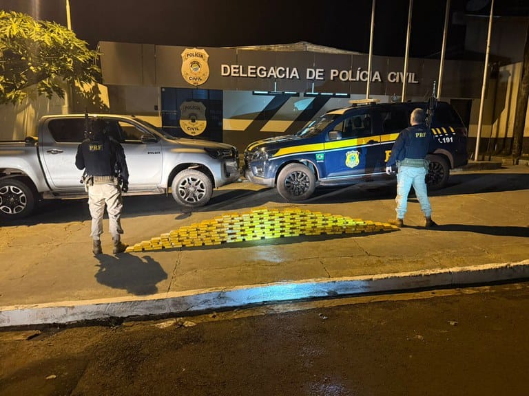 PRF apreende 103 Kg de cocaína em Rio Negro (MS)