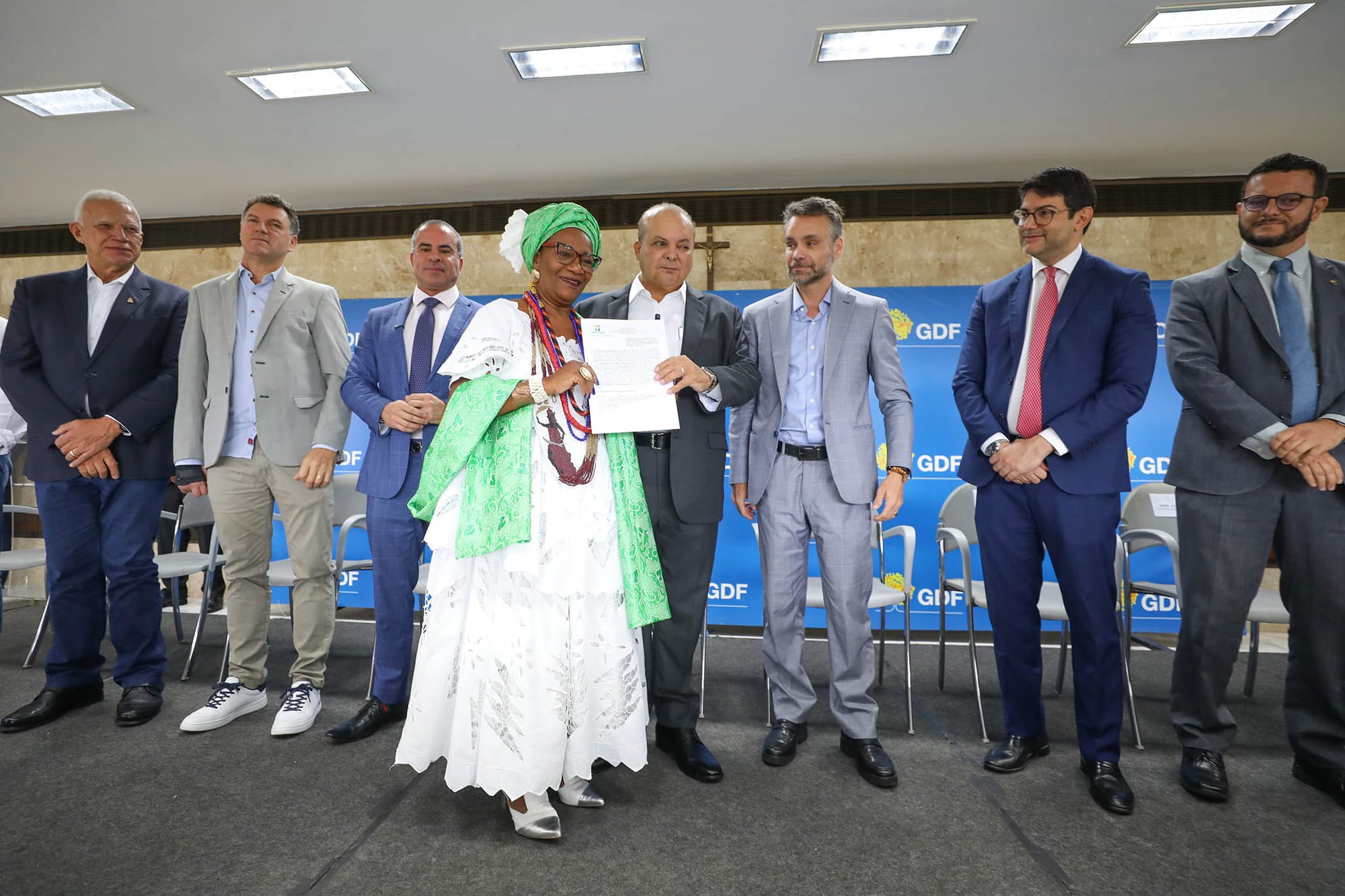 GDF alcança marca de 600 escrituras entregues a entidades religiosas e assistenciais