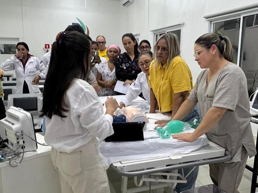 Equipe multidisciplinar do Hospital Regional de Sorriso passa por capacitação em urgência pediátrica