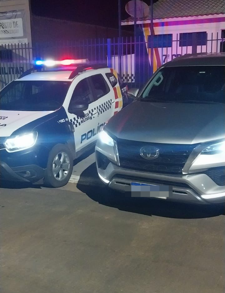 PM recupera caminhonete e prende trio com auxílio das câmeras do Vigia Mais MT