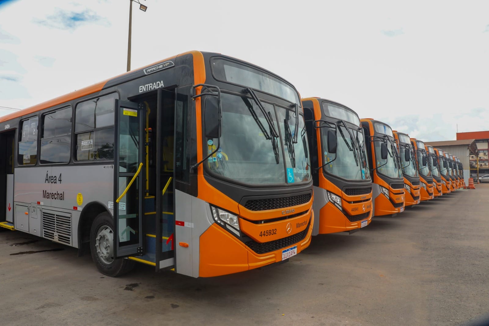 Transporte coletivo do DF renova 90% da frota e lidera o país em modernização dos veículos