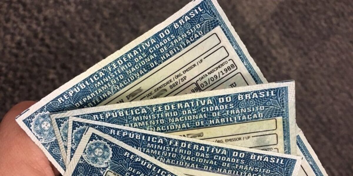 Condutor pode ter isenção na emissão da CNH definitiva em Goiás