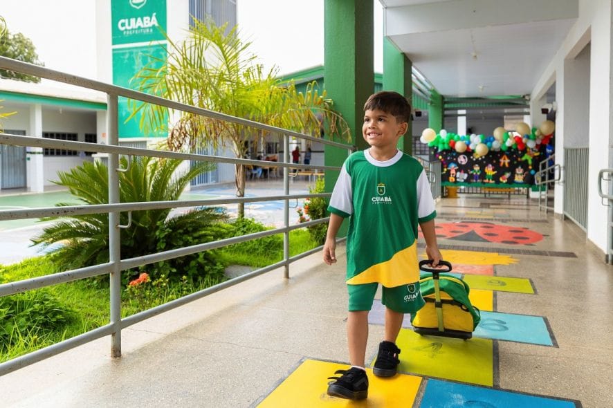 Rede municipal de Cuiabá-MT inicia aulas hoje com mais de 61 mil alunos atendidos