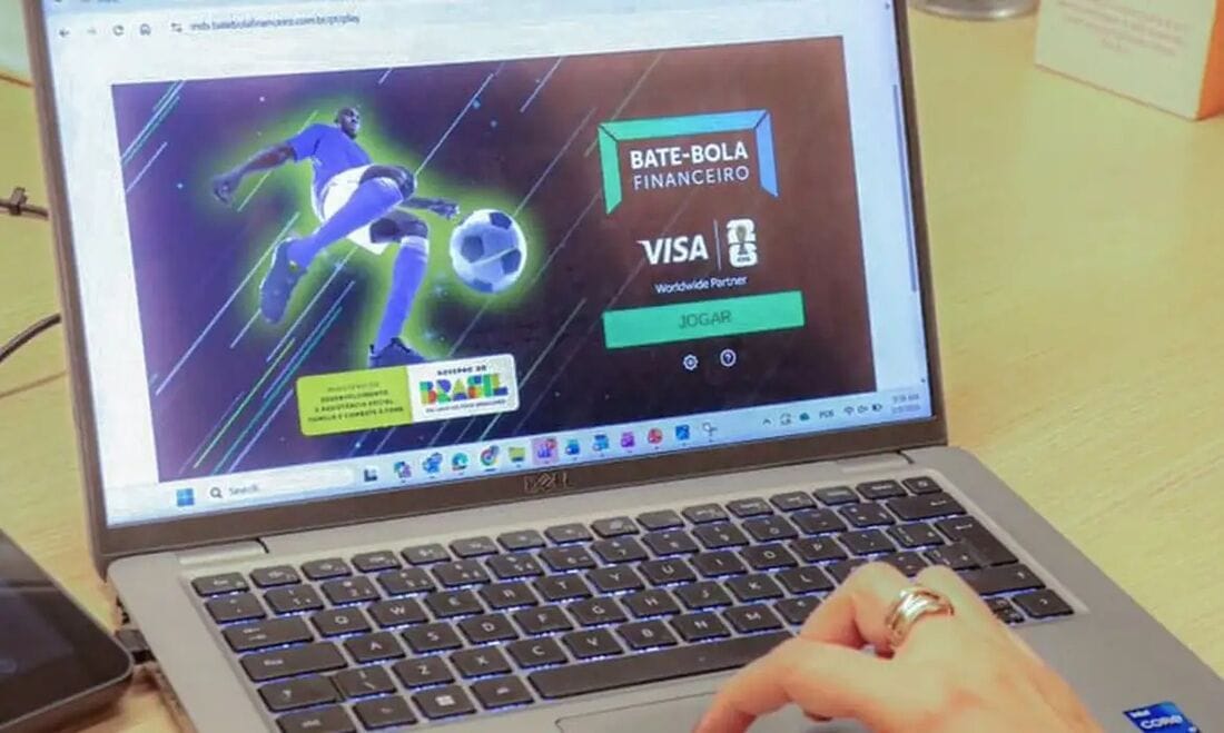 Ferramenta promove educação financeira a famílias no CadÚnico