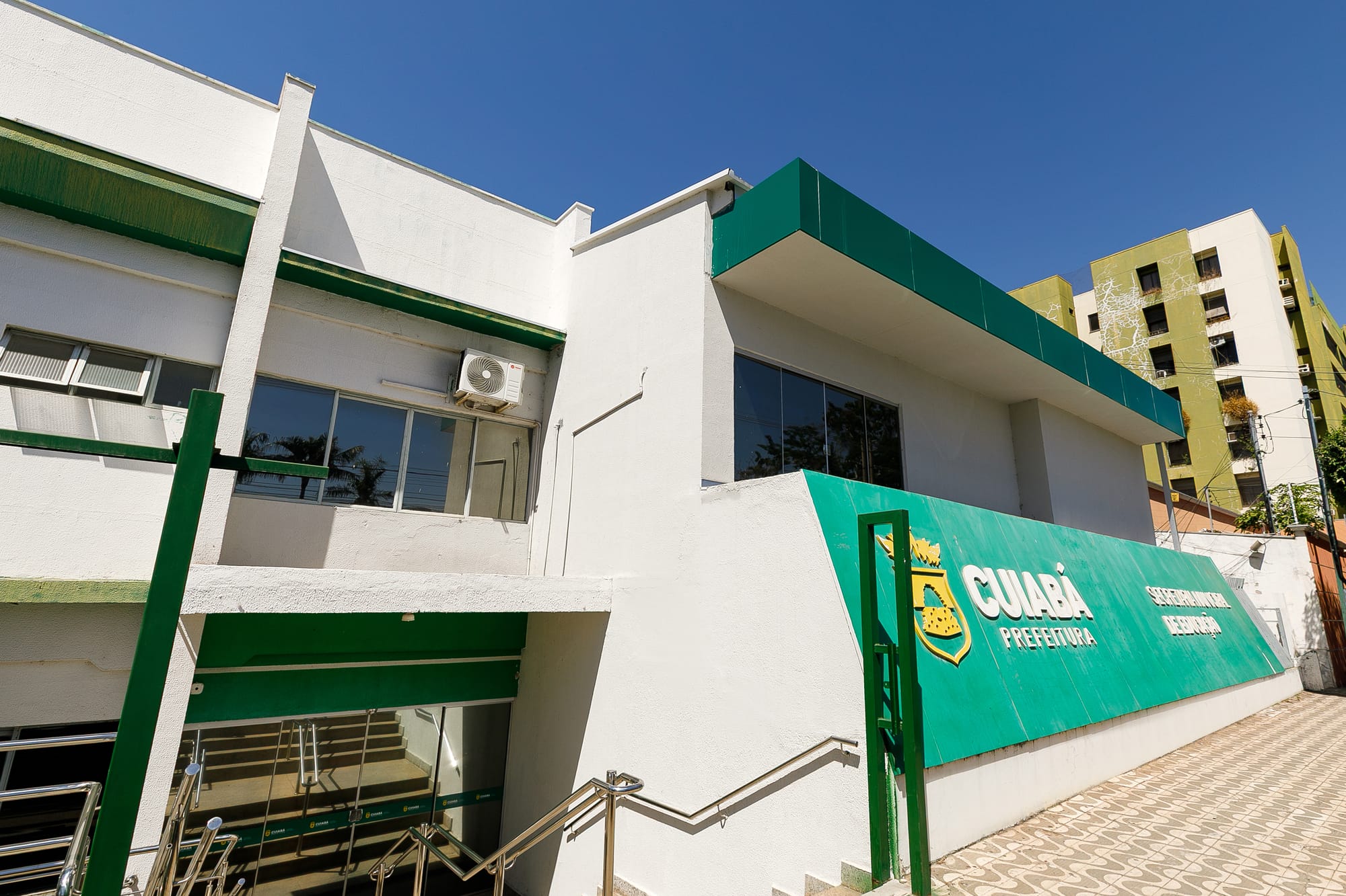 Prefeitura de Cuiabá-MT convoca 186 candidatos aprovados para diversos cargos