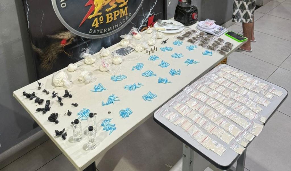 PM conduz nove pessoas por tráfico e apreende mais de 400 porções de drogas em Várzea Grande-MT