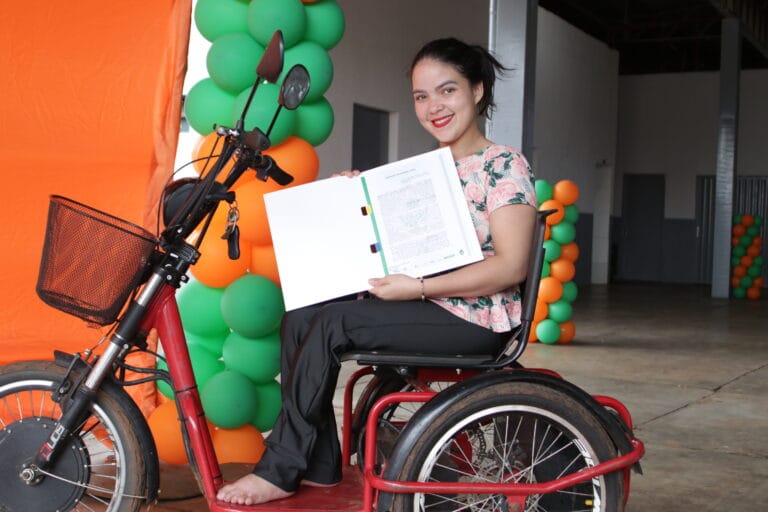 Goiás Social Mulher beneficia 139 mulheres de Goiânia com escrituras