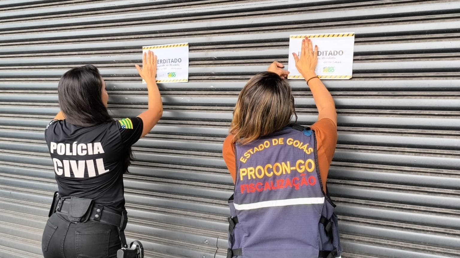 Procon suspende atividades de 2 revendedoras de pneus de Goiânia-GO