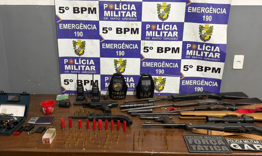 Polícia Militar apreende arsenal de armas e munições em zona rural de Rondonópolis-MT