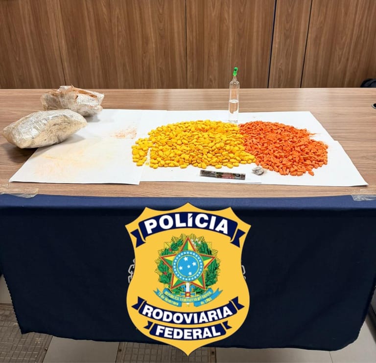 PRF apreende droga em bagagem de passageira na BR-364, em Alto Garças (MT)