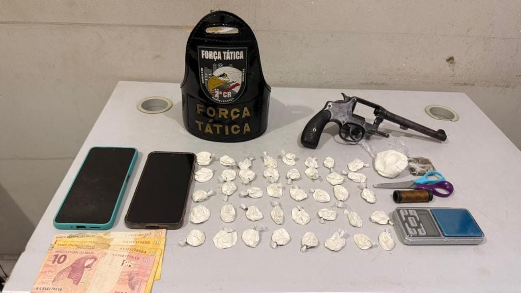 Força Tática de MT prende homem por tráfico de drogas e apreende 42 porções de entorpecentes