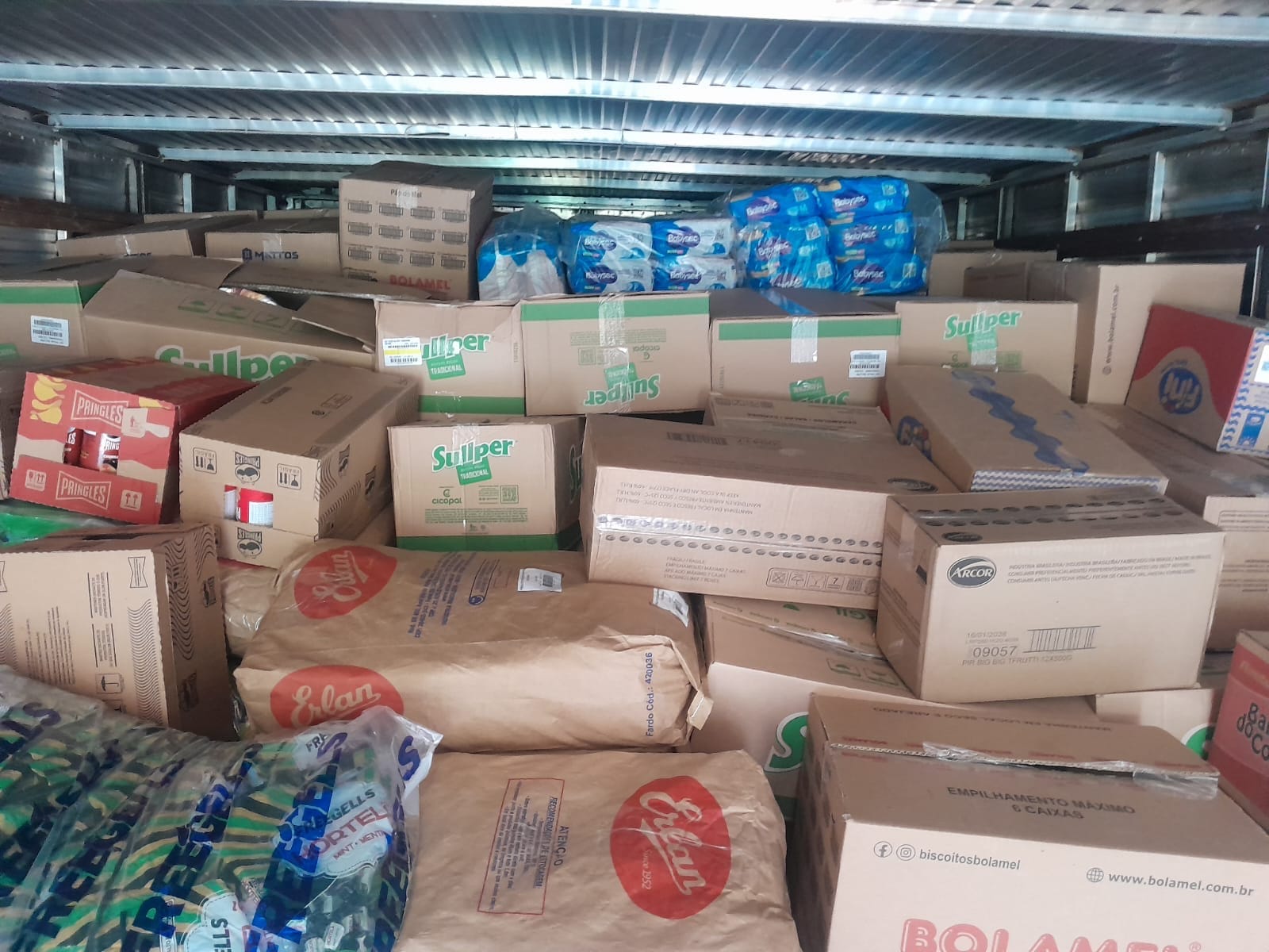 Operação Páscoa apreende mais de R$ 7,3 milhões em mercadorias irregulares no DF