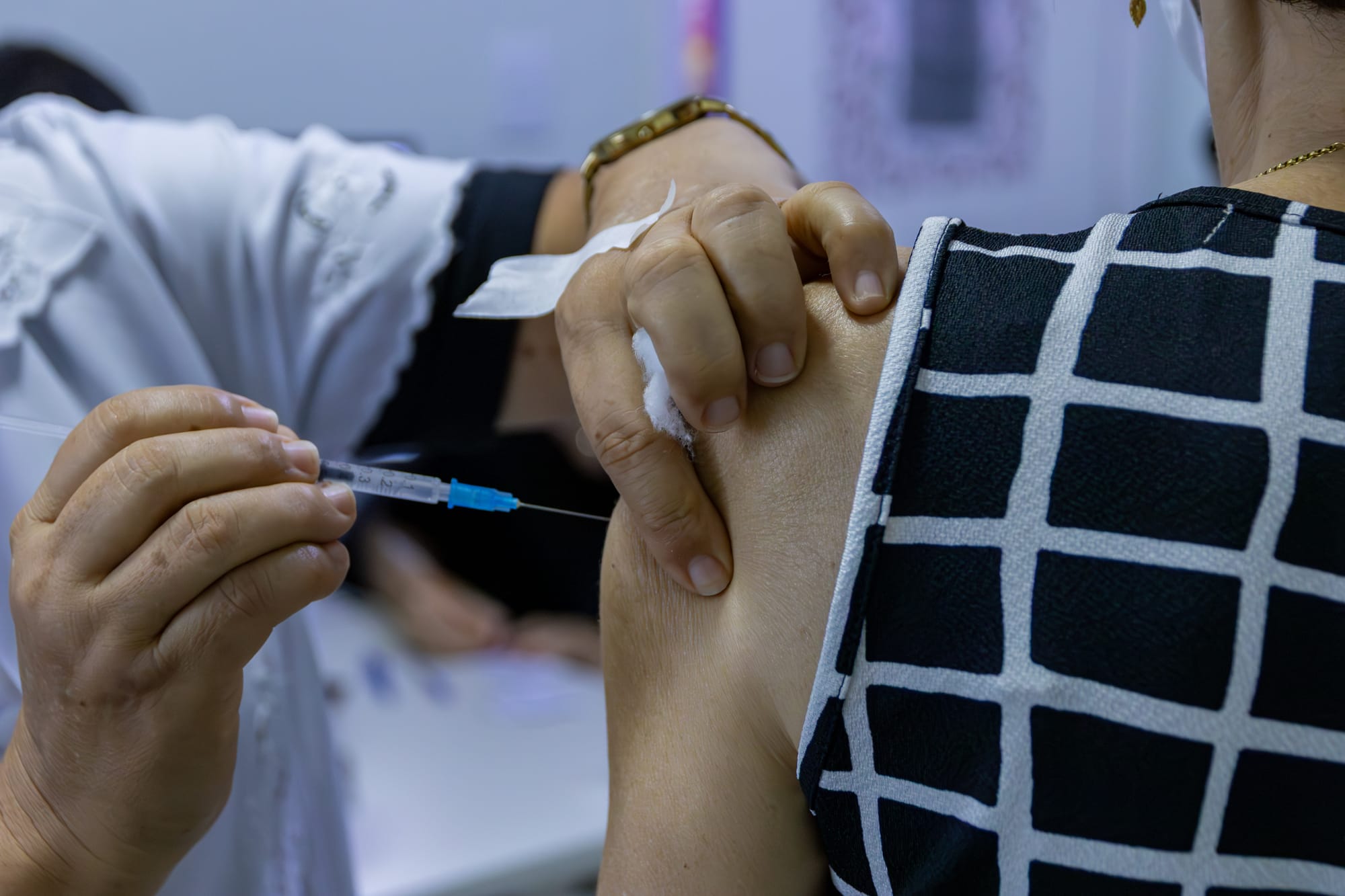 Cuiabá-MT mantém cenário de normalidade para meningite e reforça vacinação na rede municipal