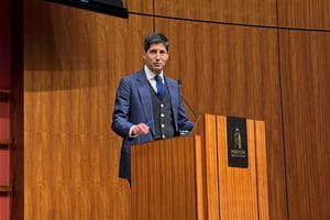 Trump indica Kevin Warsh para a presidência do Fed em substituição a Jerome Powell