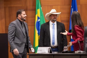 Comarca de Lucas do Rio Verde entrega títulos e encerra litigio fundiário histórico