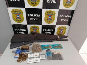 Polícia Civil prende homem e aprende arma, 500 espoletas e mais de 200 projéteis