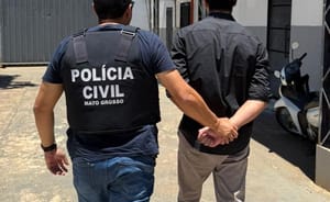 Polícia Civil prende homem que descumpriu medida protetiva e procurava ex-companheira em Cuiabá-MT