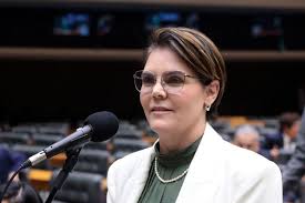 Deputados de Mato Grosso apoiam ataque dos EUA à Venezuela: “Entrar 2026 com o pé direito”