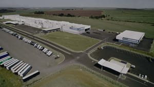 Randoncorp fecha acordo de R$ 770 milhões para fornecer vagões ferroviários à Arauco e impulsiona setor industrial