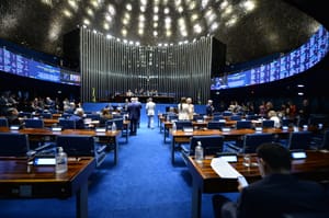 Redução de alíquotas tributárias para indústria química segue para sanção