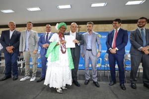 GDF alcança marca de 600 escrituras entregues a entidades religiosas e assistenciais