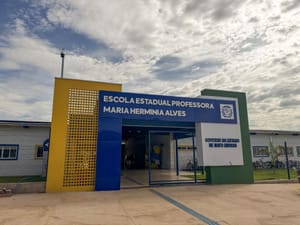 Governo de MT inaugura Escola Estadual Professora Maria Hermínia Alves em Cuiabá-MT