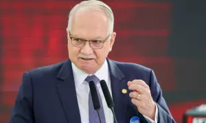 Fachin diz que CNJ vai priorizar combate à violência contra a mulher