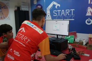 Curso gratuito de introdução à robótica abre mais de 900 vagas em Goiás