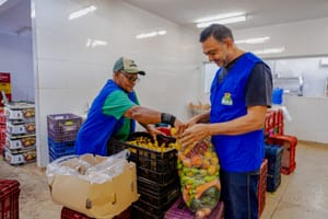 Banco de Alimentos entrega mais de mil cestas verdes por mês a famílias em situação de vulnerabilidade em Anápolis-GO