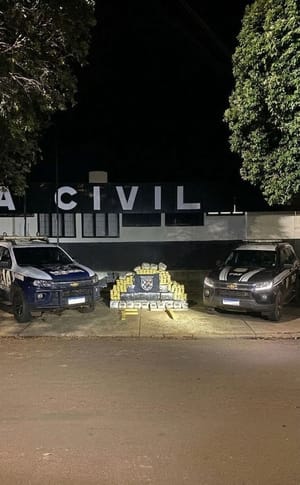 PRF e PM apreendem 450 quilos de maconha em Itaquiraí (MS)