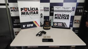 Polícia Militar de MT intercepta tentativa de homicídio e apreende dois adolescentes e arma de fogo