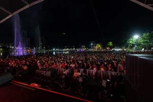 Mais de 60 mil pessoas celebram 307 anos de Cuiabá-MT em abertura histórica no Parque das Águas