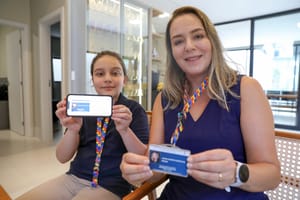 Carteira de identificação garante direitos a pessoas com TEA; saiba como solicitar