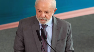 Governo Lula Recalcula Rota: Foco no Social e Retaliação a Alcolumbre no Horizonte